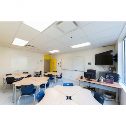 VanWest_Vancouver_Class_4.jpg VanWest_Vancouver_Class_4.jpg